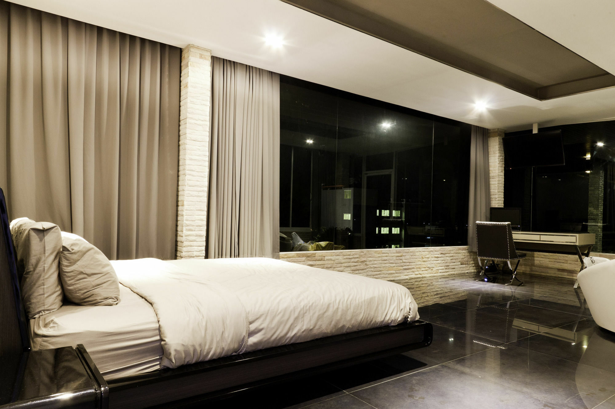 The Promenade Villa By Holiplanet Rawai Ngoại thất bức ảnh
